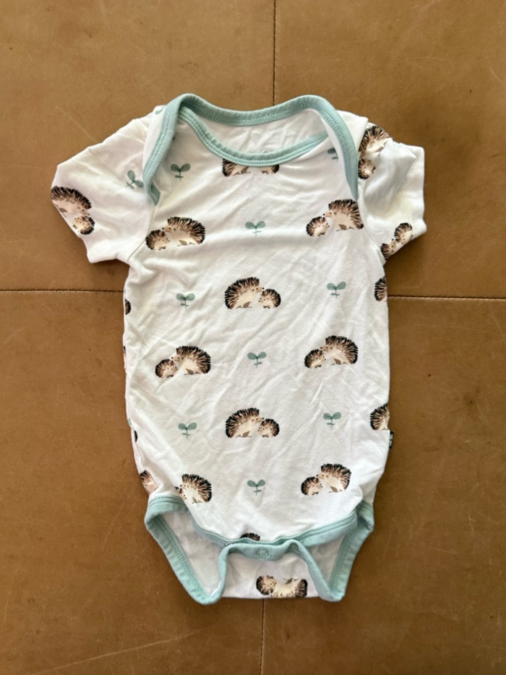 ❤️$10 FLASH SALE❤️Kyte Baby Viscose Bamboo onesie 0-3M